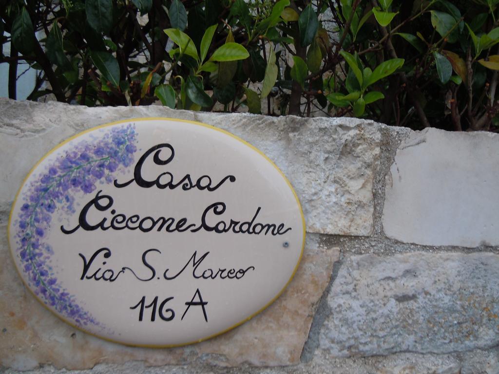 הוילה לוקורוטונדו Casa Ciccone Cardone מראה חיצוני תמונה